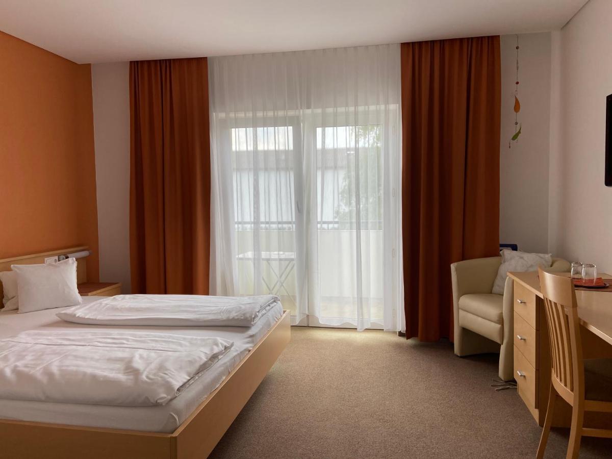 Pension Schmidt Podersdorf am See Bagian luar foto