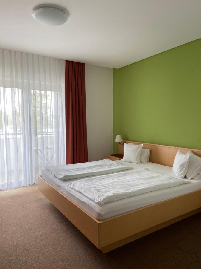 Pension Schmidt Podersdorf am See Bagian luar foto