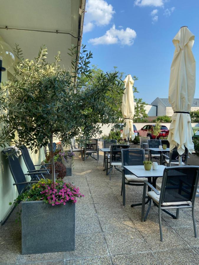 Pension Schmidt Podersdorf am See Bagian luar foto